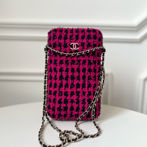 CHANEL Handbags - —SOLD—CHANEL SLG CASE